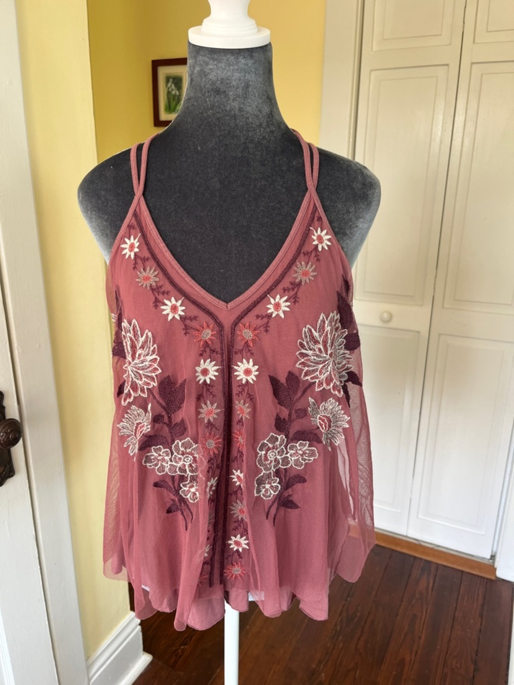 American Eagle Outfitters Dusty Mauve Floral Embroidered Top